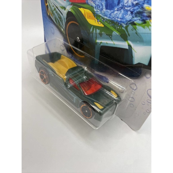 Hot Wheels Color Shifters Car Hypertruck Diecast Color Changing Toy NEW - Picture 4 of 7